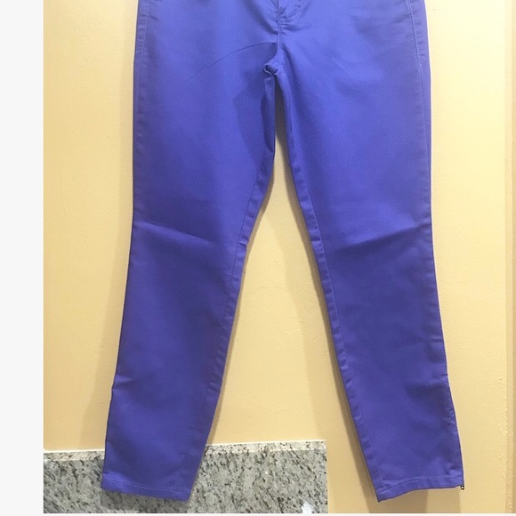 Pants - Picture 5 of 8